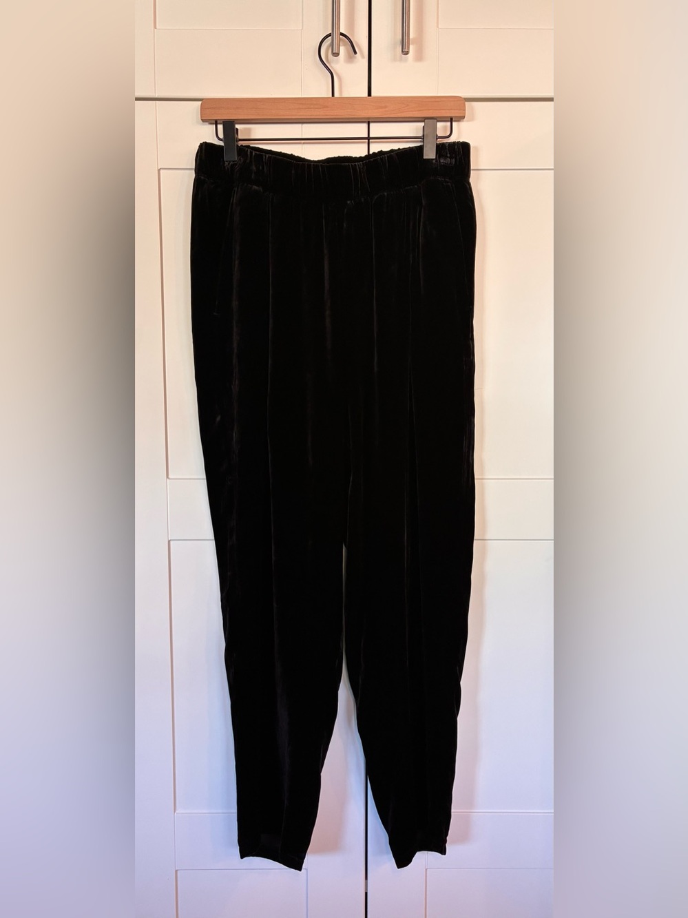 Eileen Fisher Black Washable Velvet Elastic Waist Pants